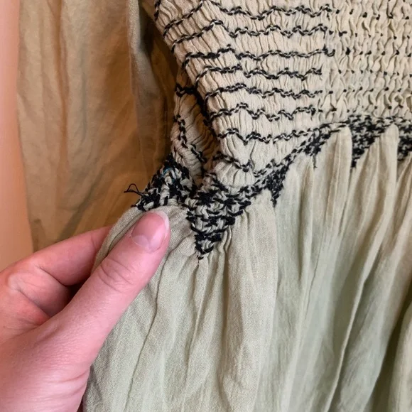 Free people smocked boho blouse - Picture 3 of 9